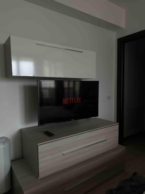 Ferienwohnung Monolocale Con Balcone Self Check In Milano Sempione Exterior foto