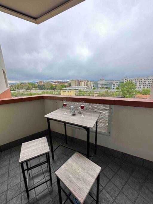 Ferienwohnung Monolocale Con Balcone Self Check In Milano Sempione Exterior foto