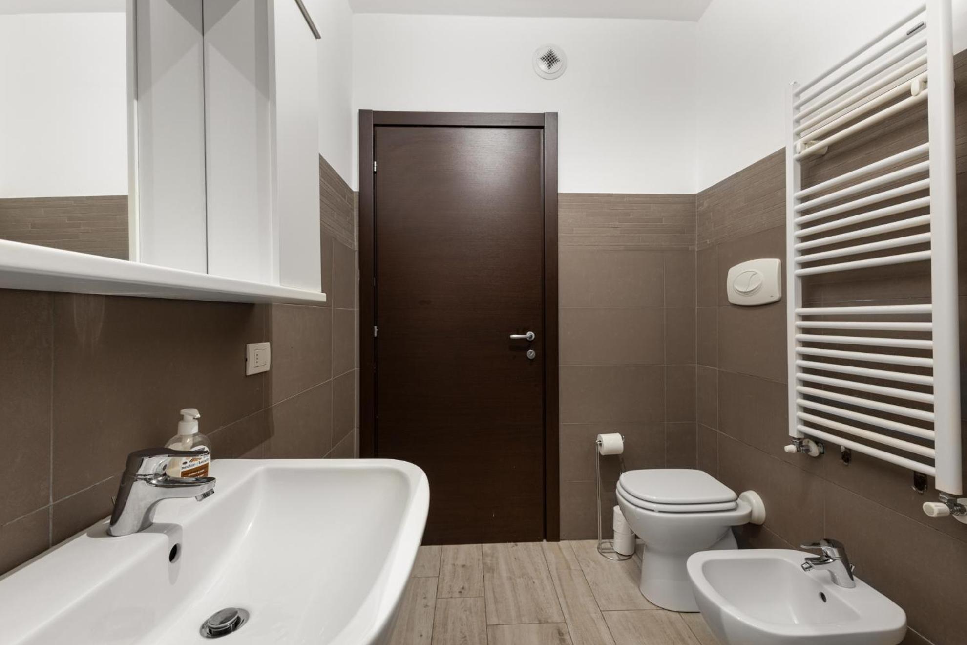 Ferienwohnung Monolocale Con Balcone Self Check In Milano Sempione Exterior foto