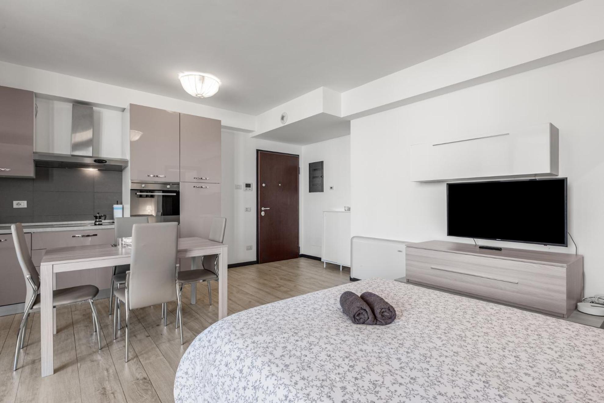 Ferienwohnung Monolocale Con Balcone Self Check In Milano Sempione Exterior foto