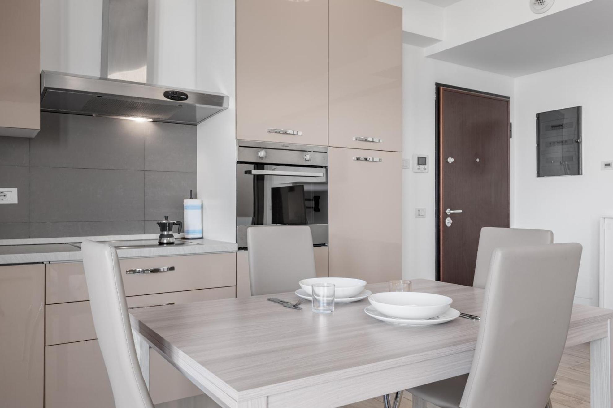 Ferienwohnung Monolocale Con Balcone Self Check In Milano Sempione Exterior foto